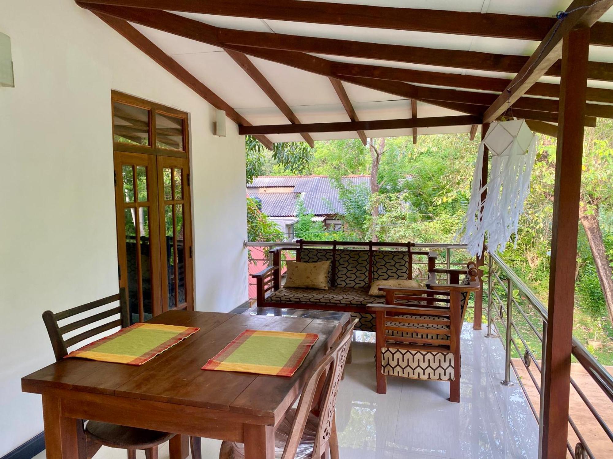 Habarana New Star Homestay Bagian luar foto